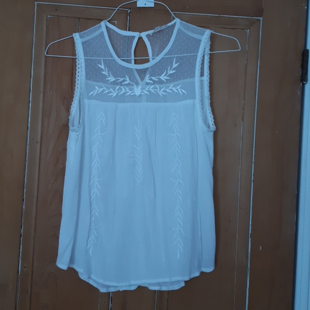 Sweet embroidered top